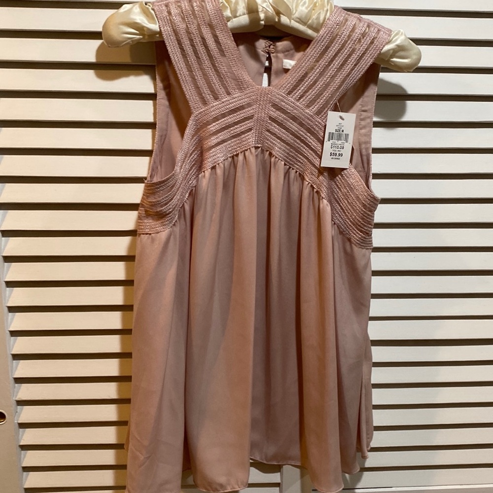 Max Studio blush pink top with beautiful detail